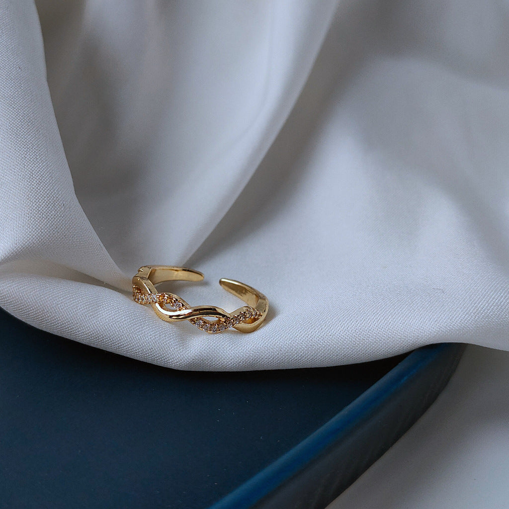 Gold Twist Ring