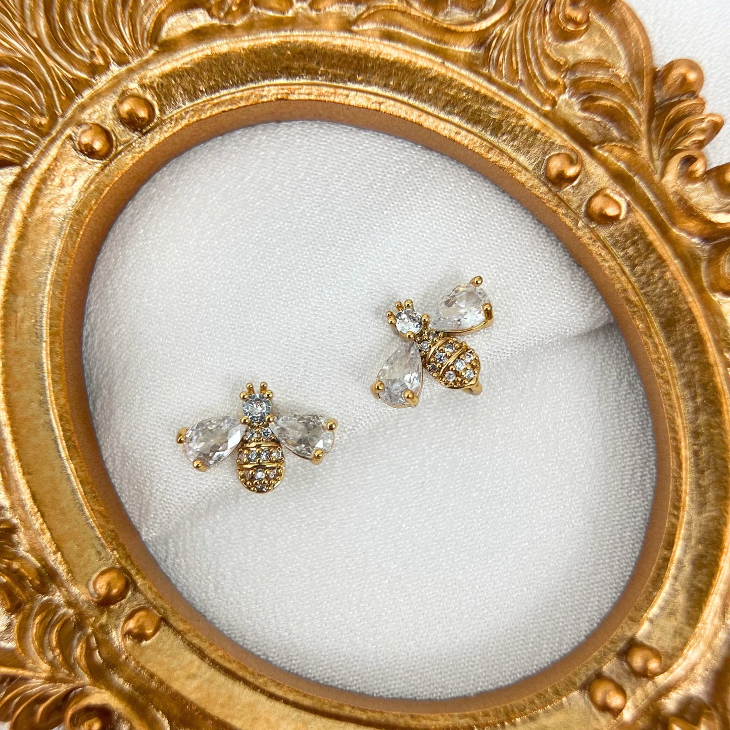 Bee Rhinestones Earrings