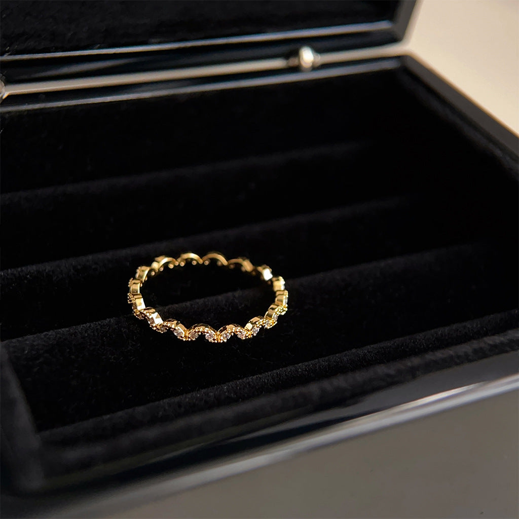 Wavy Gold Ring