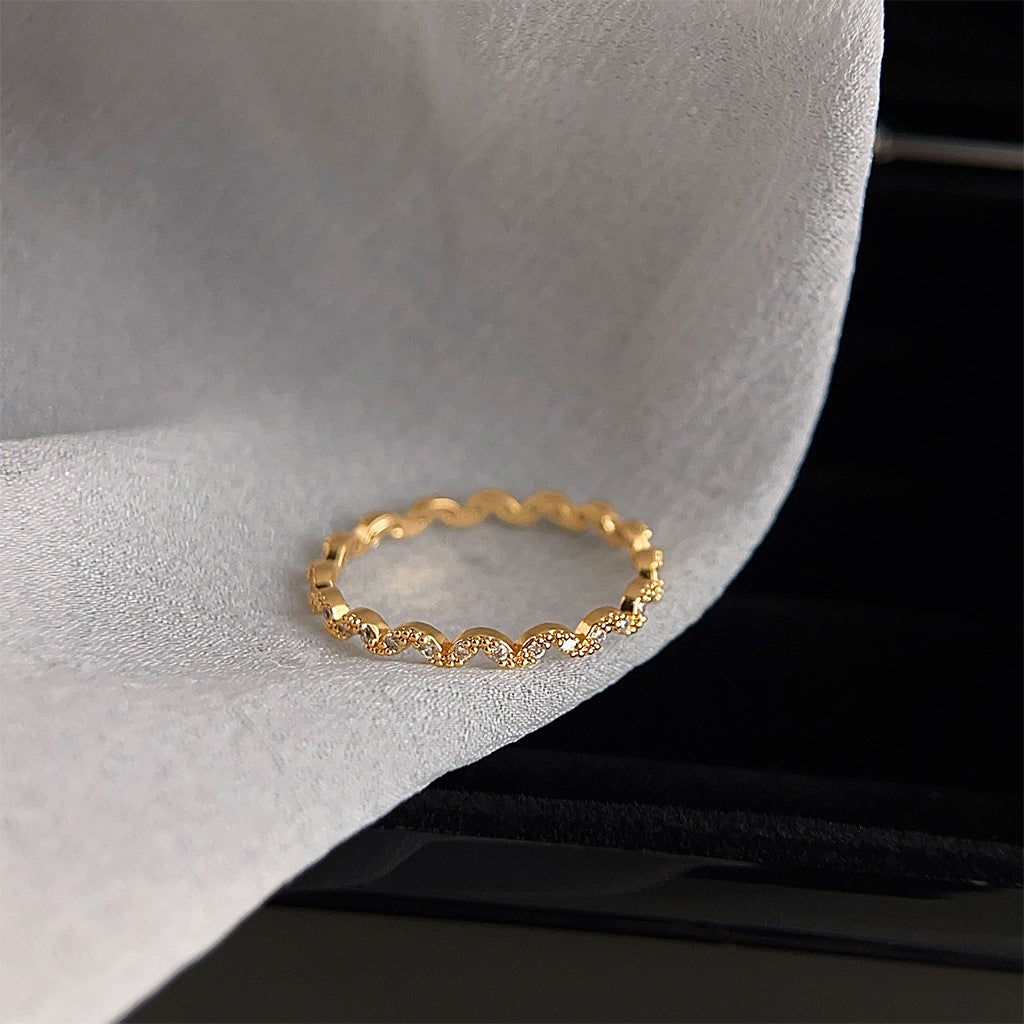 Wavy Gold Ring