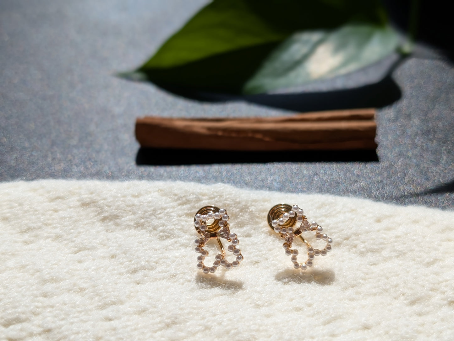Huggable Pearl Teddy Clip-Ons (No Piercings Needed!)