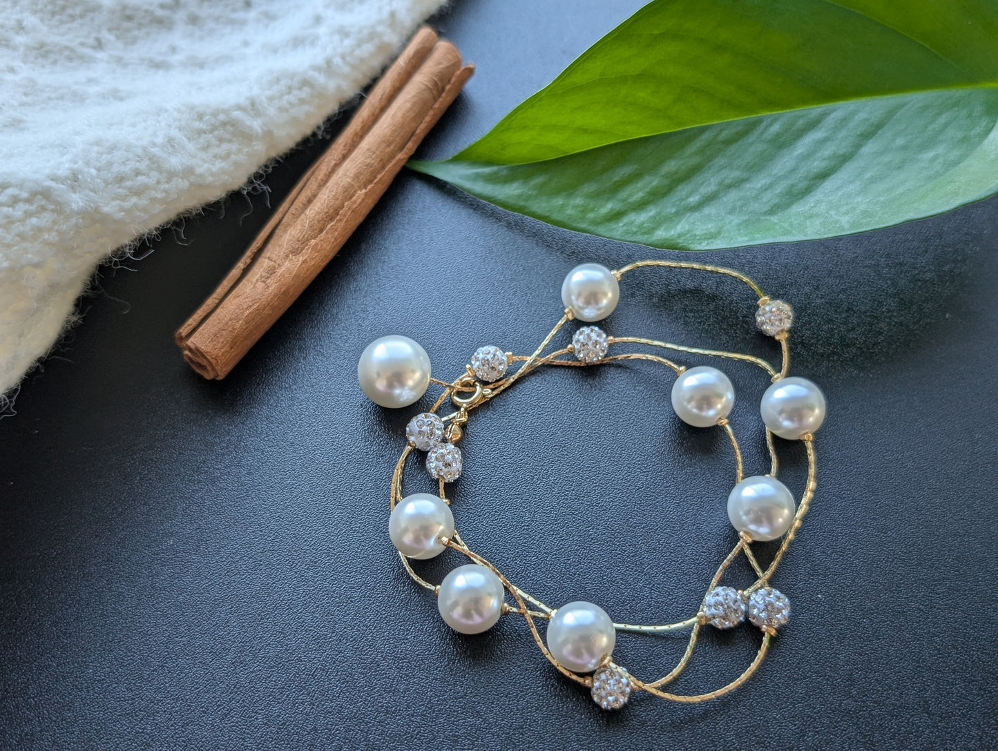 Dancing Pearl Sparkle Necklace