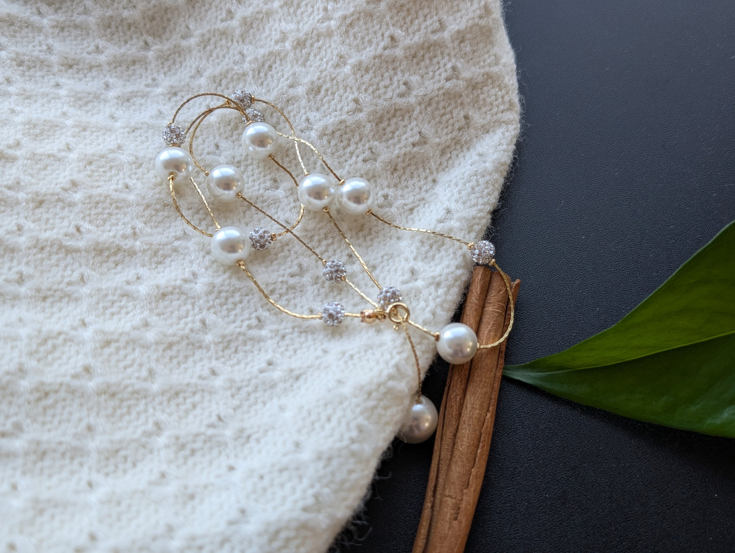 Dancing Pearl Sparkle Necklace