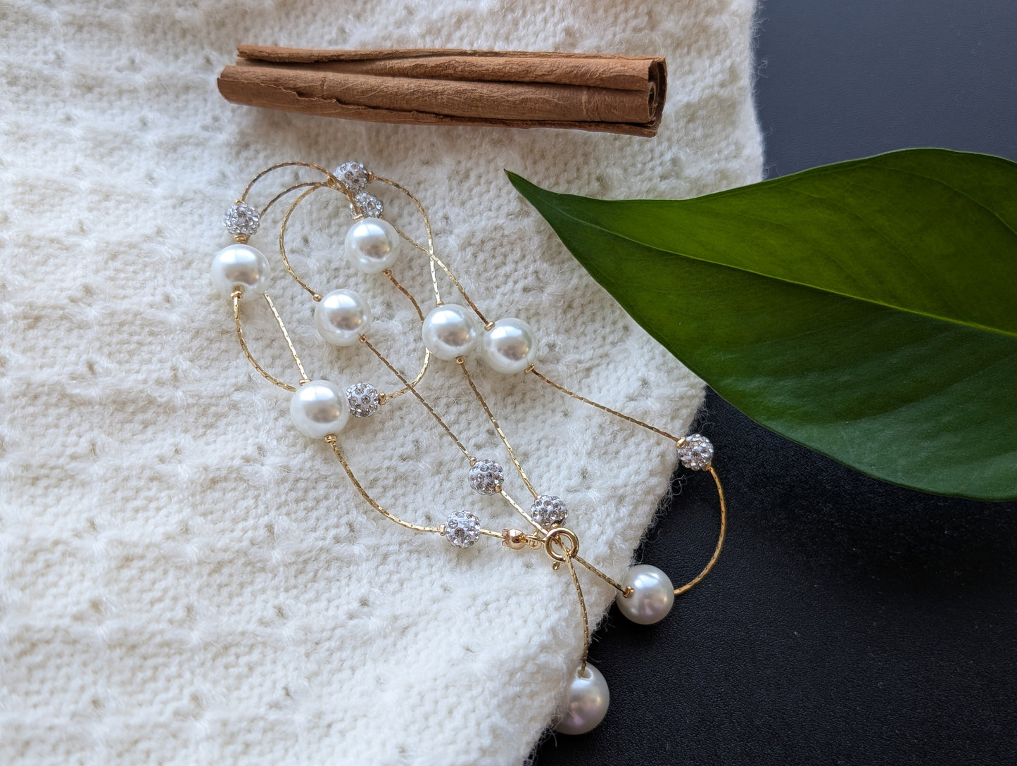 Dancing Pearl Sparkle Necklace