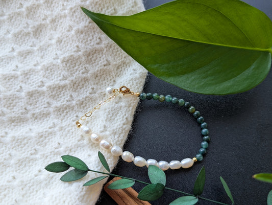 Freshwater Pearl and Aquatic Grass Jade Bracelet