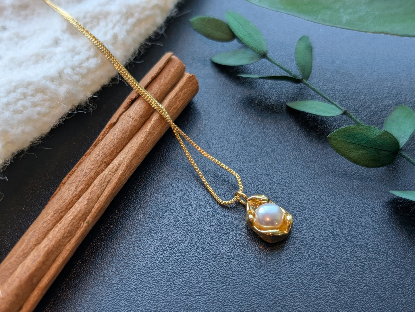 Pearl Treasure Nest Necklace