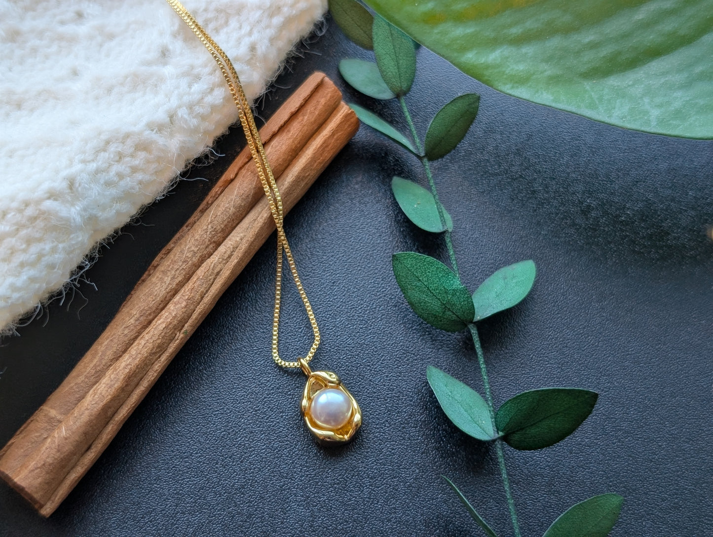 Pearl Treasure Nest Necklace