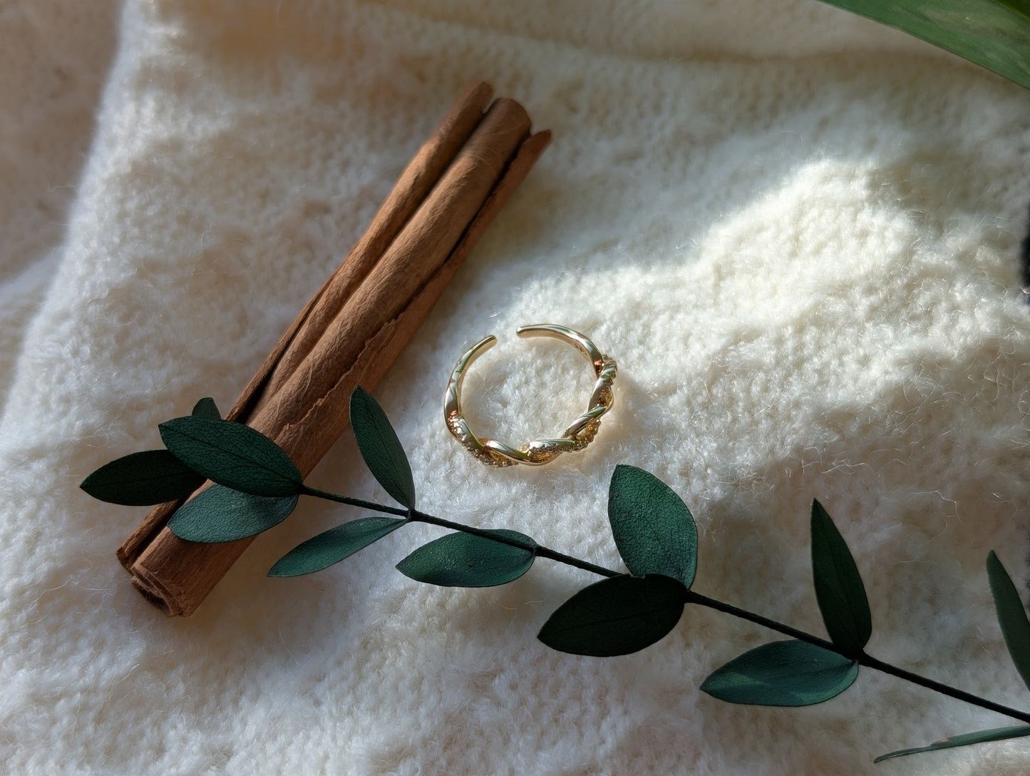 Gold Twist Ring