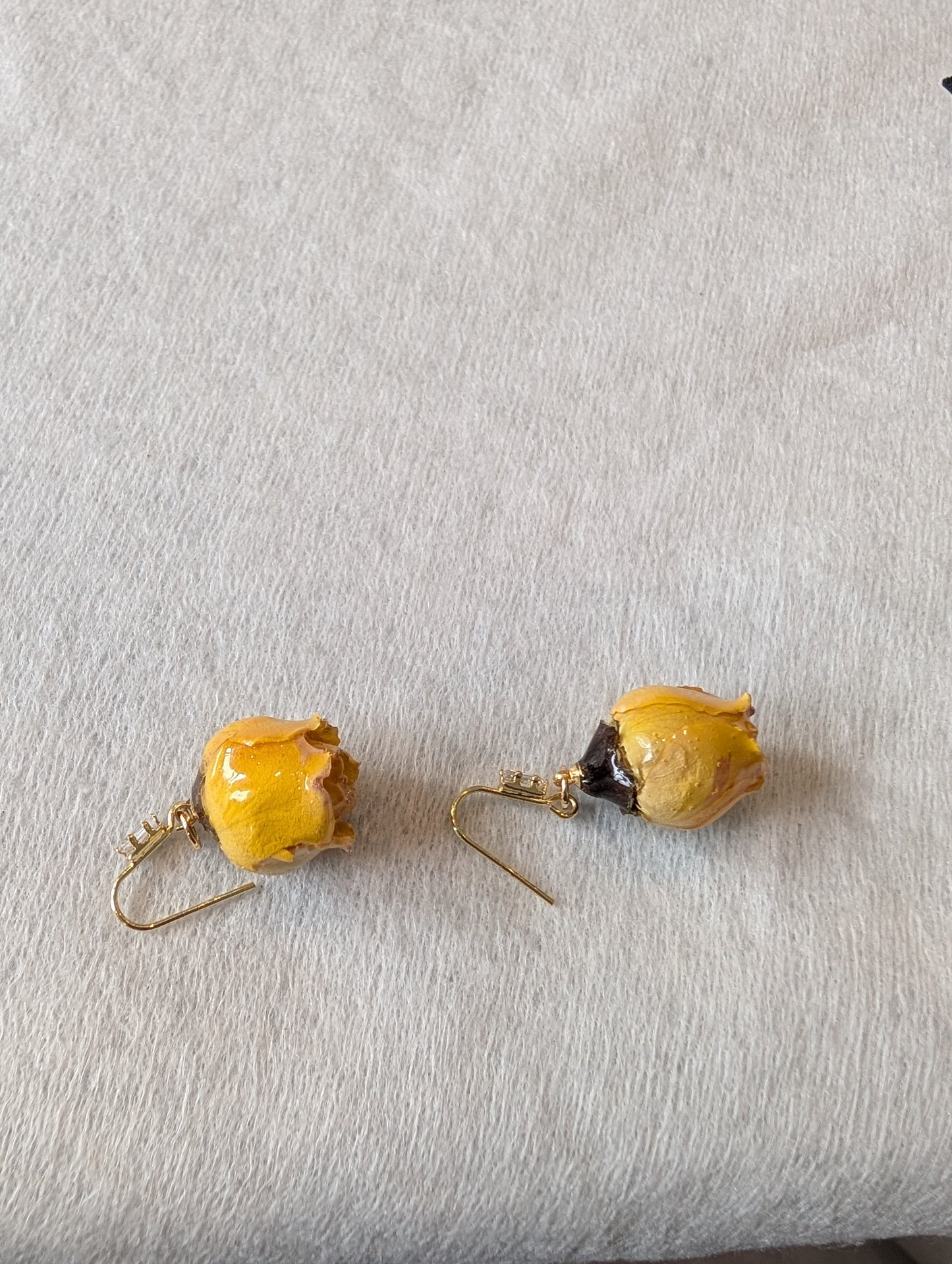 Real Rosebud Earrings & Necklace - Sunshine Yellow Rose