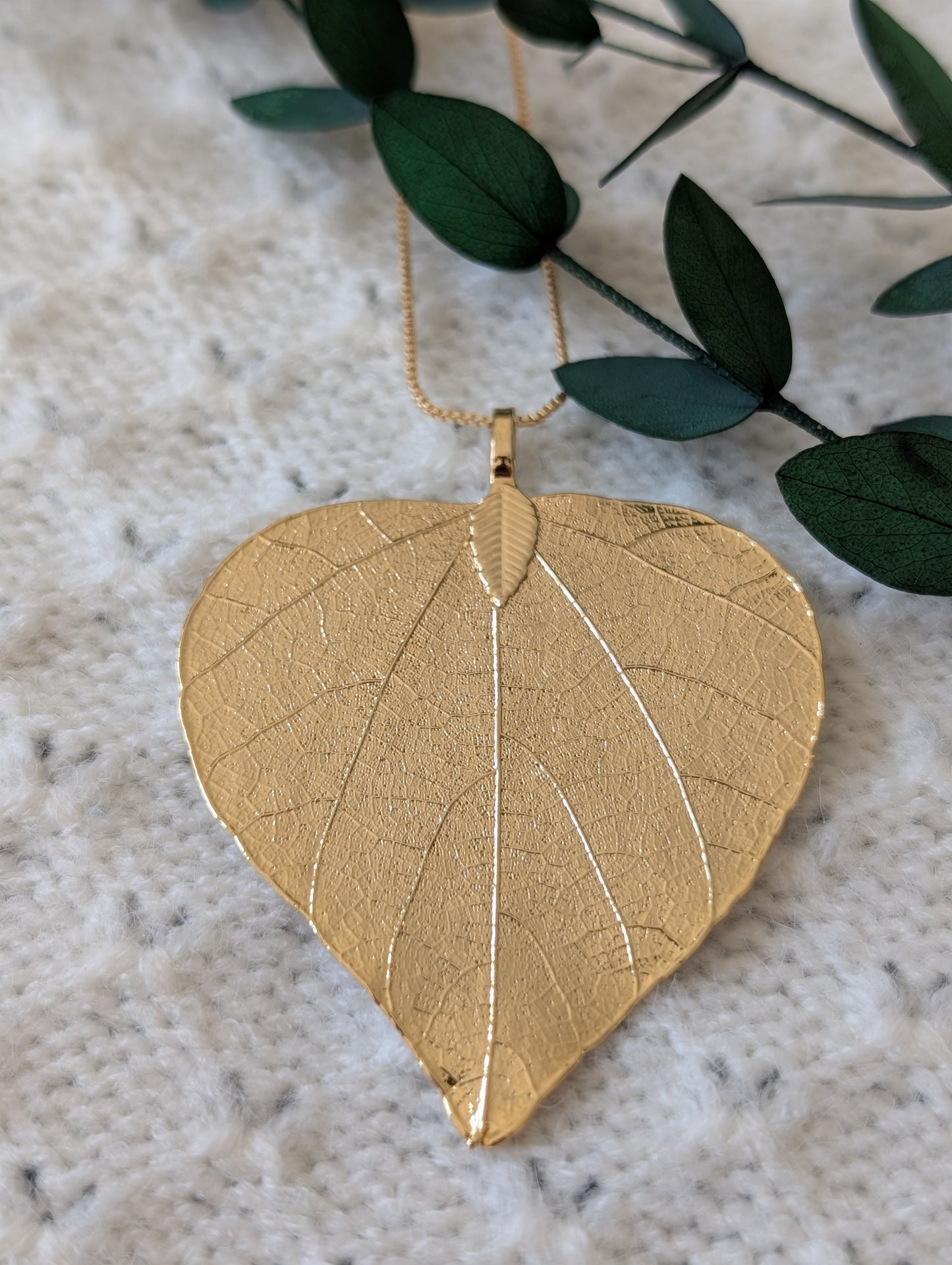 18k Gold Real Ceropegia (String of Hearts) Leaf Necklace