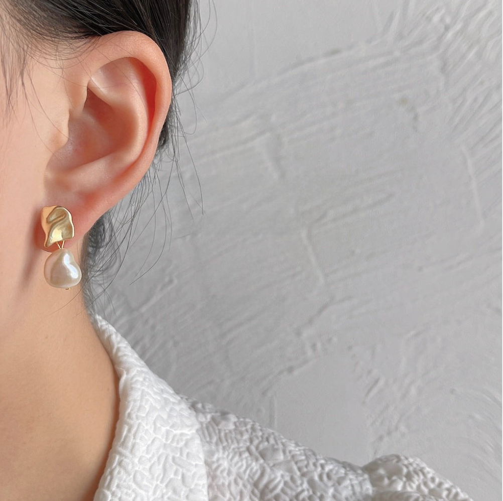Baroque Freshwater Pearl Drop Earrings