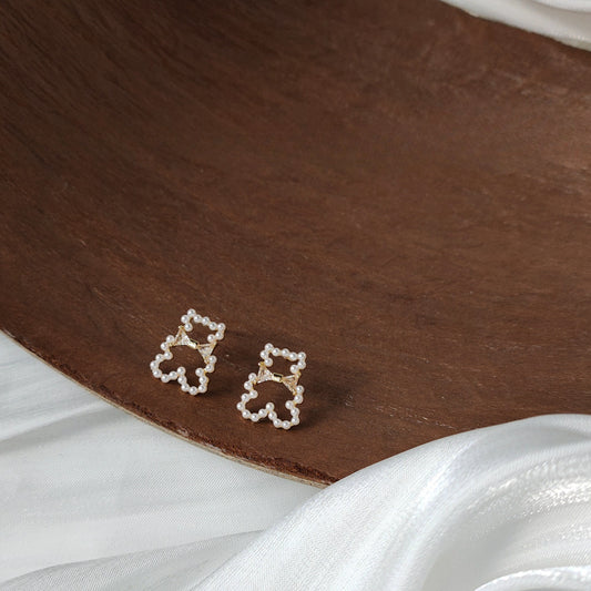 Huggable Pearl Teddy Clip-Ons (No Piercings Needed!)