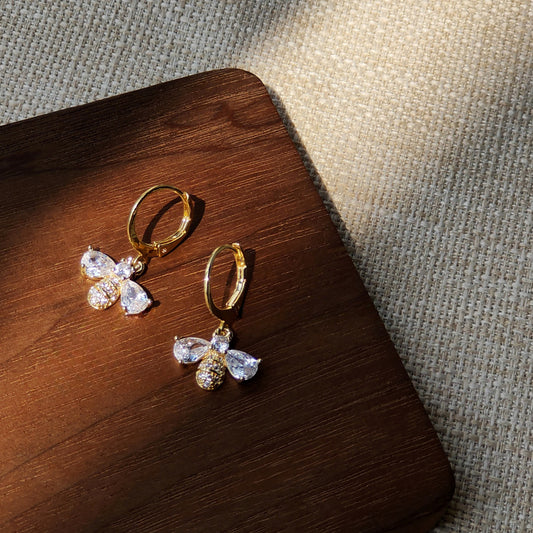 Buzzy Bee Sparkle Huggie Cuffs