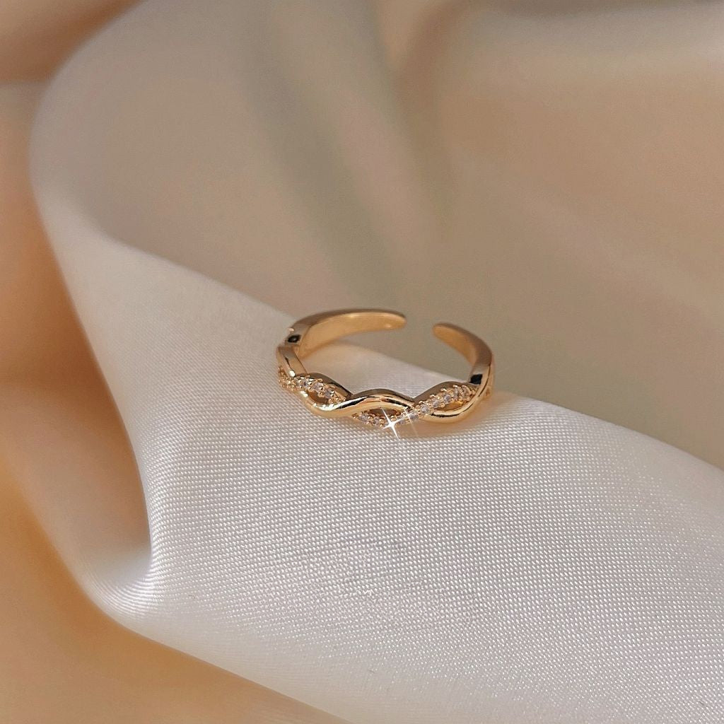 Gold Twist Ring