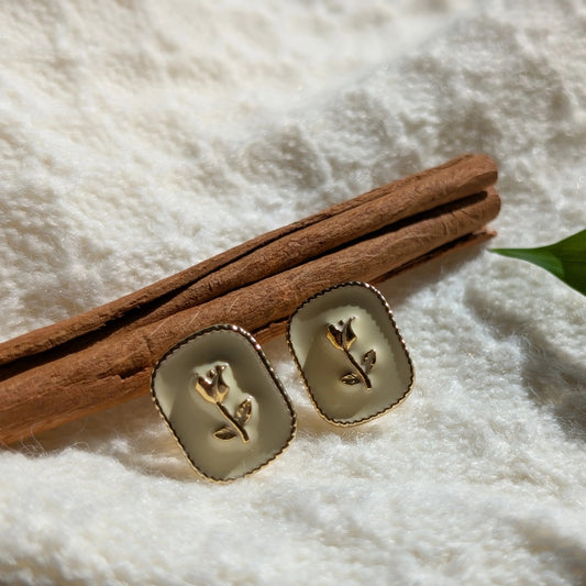 Vintage Bloom Clip-Ons (No Piercings Needed!)