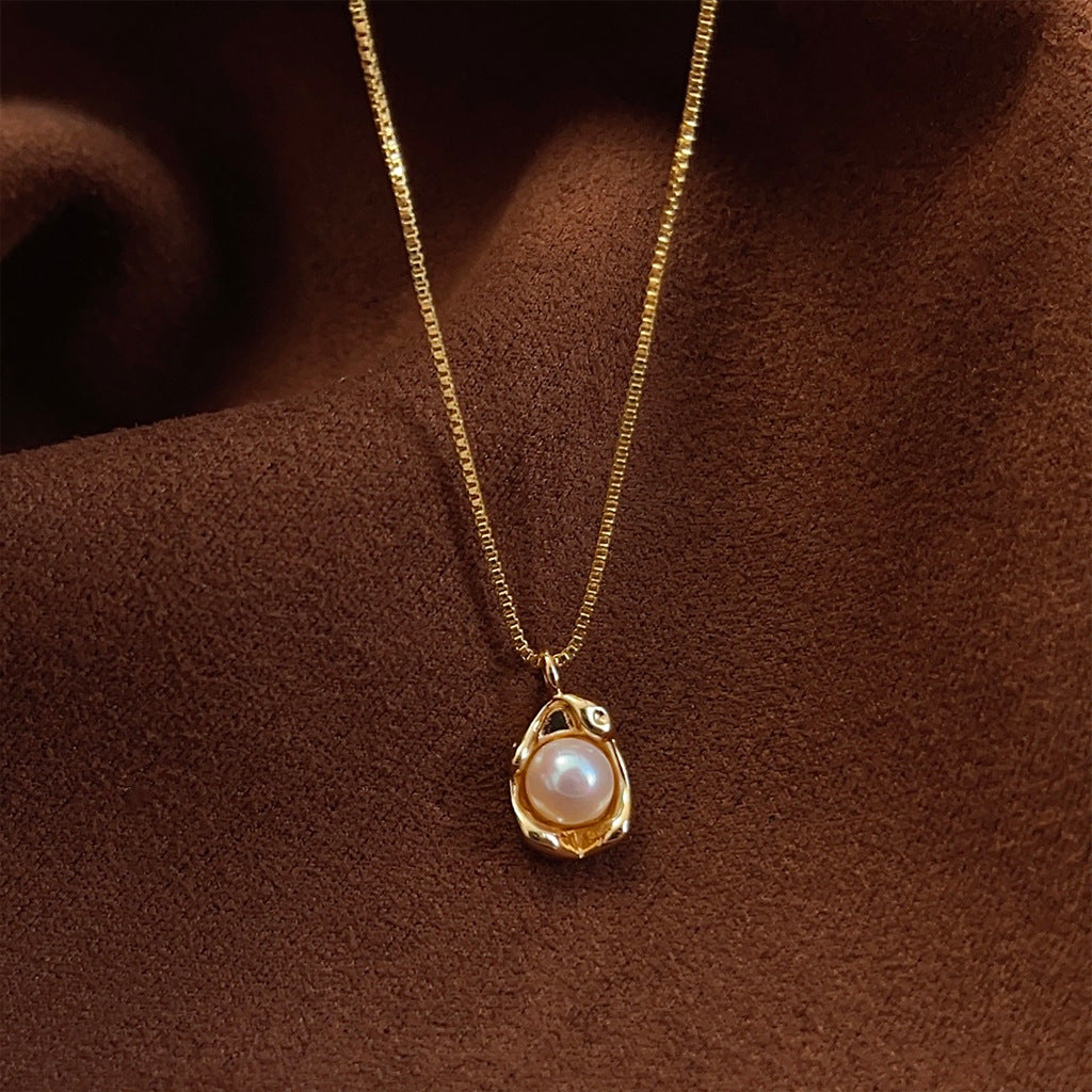 Pearl Treasure Nest Necklace