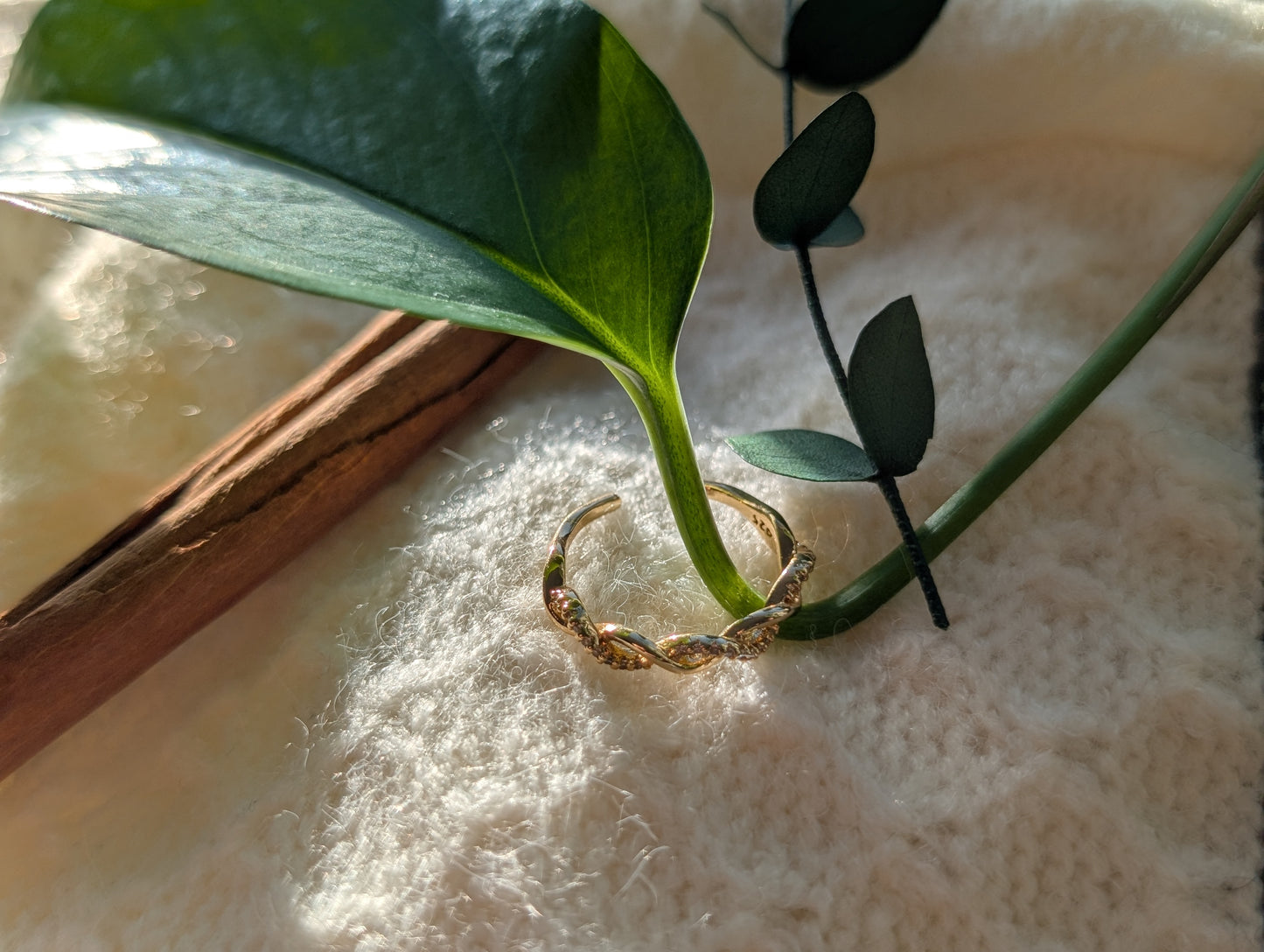 Gold Twist Ring